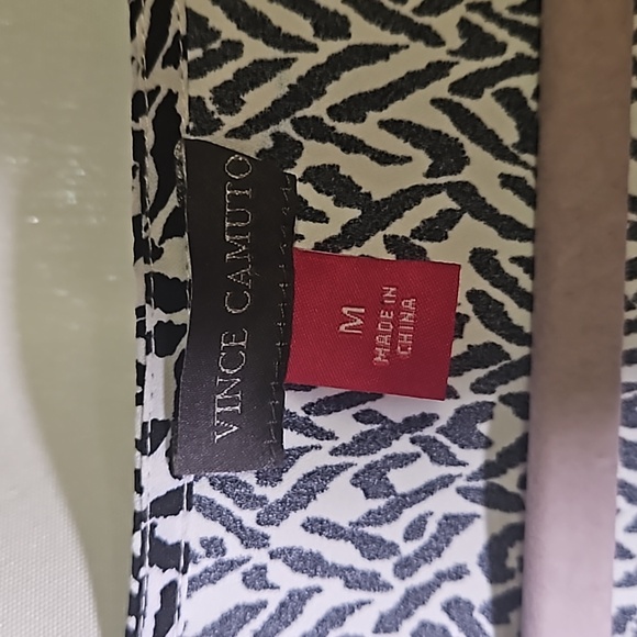 Vince Camuto NWT Cinch-Waist Top Sz M - Picture 2 of 5